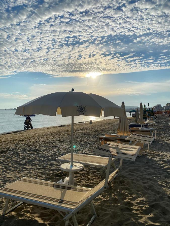 Hotel Vila Mare Δυρράχιο Εξωτερικό φωτογραφία