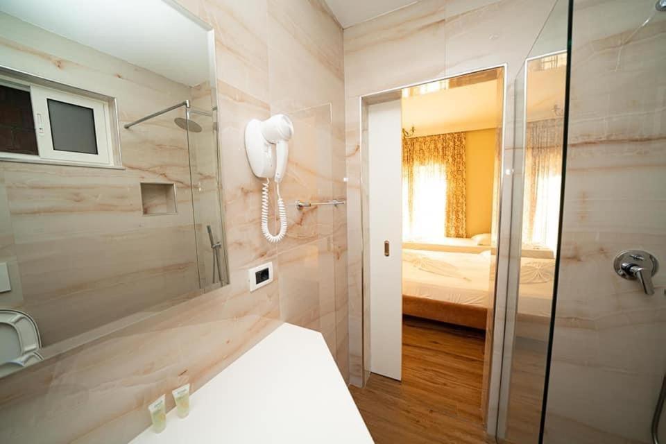 Hotel Vila Mare Δυρράχιο Εξωτερικό φωτογραφία