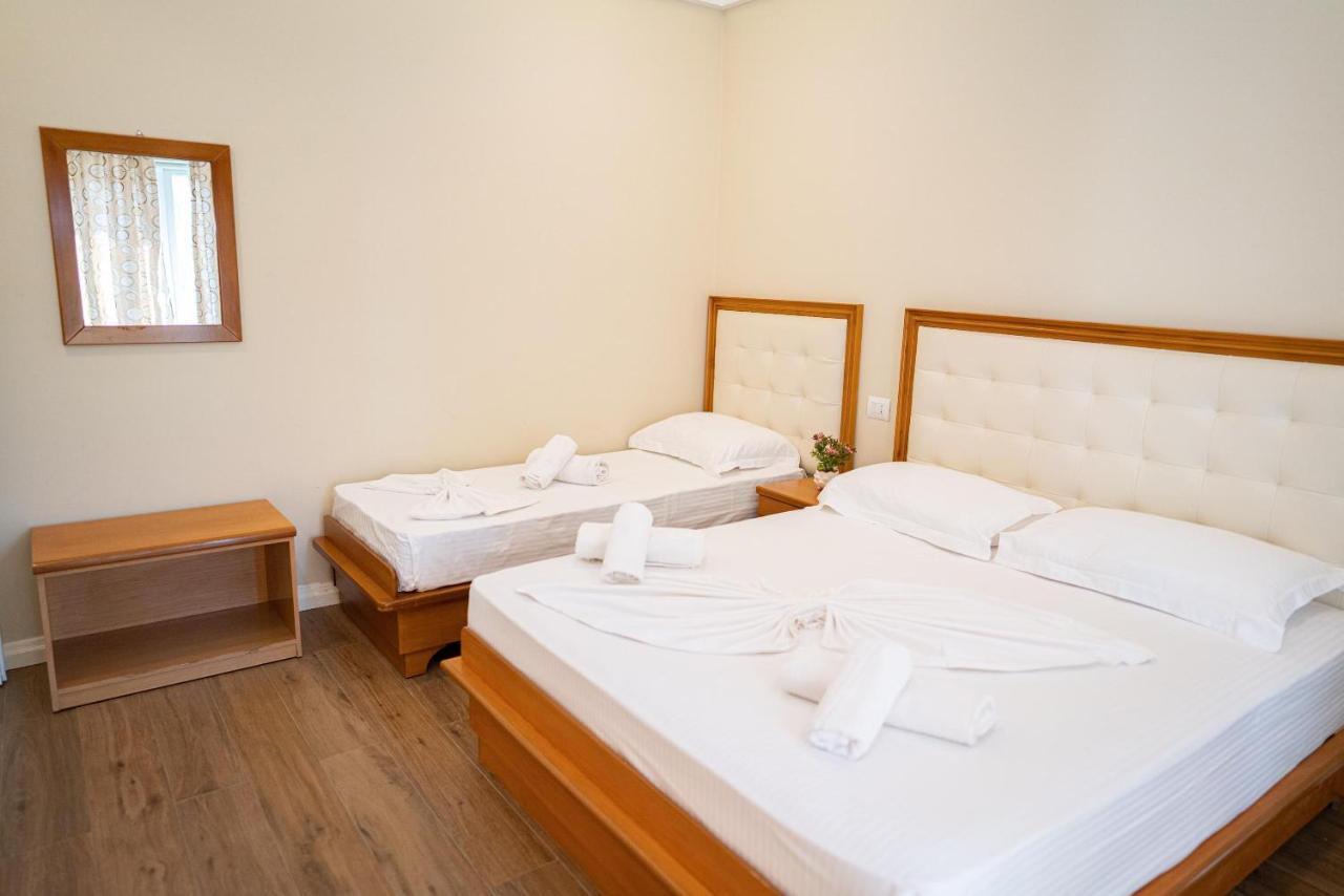Hotel Vila Mare Δυρράχιο Εξωτερικό φωτογραφία